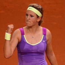 Azarenka Jumpa Radwanska di Semifinal