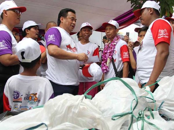 Buruh Indonesia Mengayuh