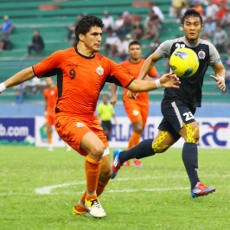 Arema Atasi Persija 3-2