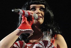 Katy Perry Jadi Juri The X Factor?