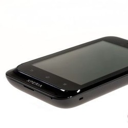 ST21i, Ponsel Android Es Krim Murah Sony?