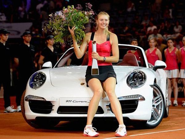 Sharapova Akhirnya Angkat Tropi Lagi