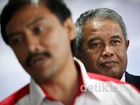 Bahas Krisis PSSI, Djohar Arifin Temui Menegpora