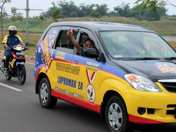 8 Jam Tanpa Oli Pecahkan Rekor MURI