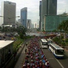 Buruh di Bundaran HI Siap Kepung Istana, Lalin Tersendat
