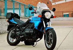 Ereksi Permanen Sejak 2010 Gara-gara Kelamaan Naik Motor