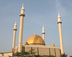 6 Masjid yang Sering Dijadikan Tempat Pernikahan 