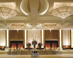 Tempat Favorit Para Pejabat untuk Nikahkan Anaknya