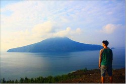 Terpukau Anak Gunung Krakatau