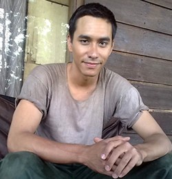 Dapat Peran Romantis, Darius Minta Izin Istri