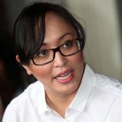 Angelina Sondakh ditahan, Reza Menangis