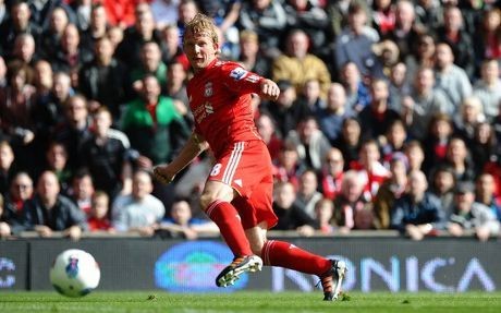 Kuyt Diminati Hamburg