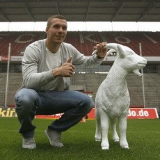 Podolski Yakin Akan Sukses di Arsenal