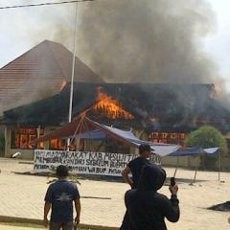 Api di Kantor Bupati Mesuji Padam, Dua Gedung Hangus