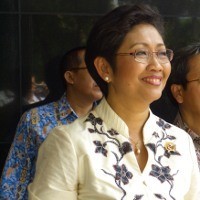 Tangis Haru Pegawai Kemenkes Lepas Kepergian Endang