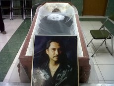 Raymond Ongen Meninggal di Pangkuan Istri