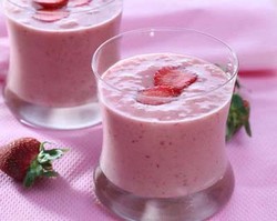 Resep Minuman: Starwberry Soy Smoothies