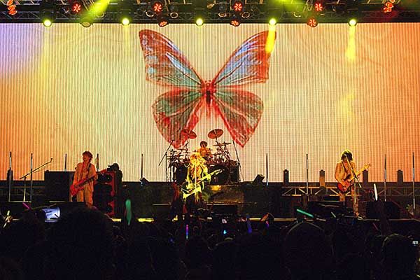Konser LArc-en-Ciel di Jakarta