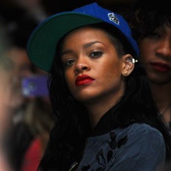  Rihanna Bantah Jadi Penjahat di Fast and Furious 6
