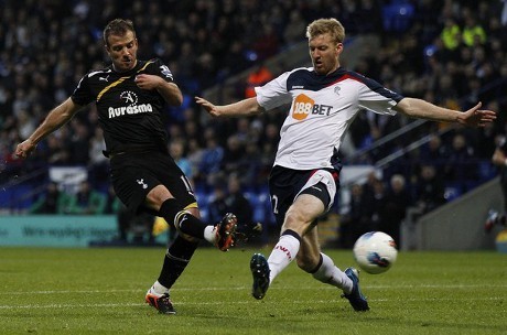 Spurs Bekuk Bolton 4-1
