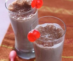 Resep Minuman: Banana Split Shake