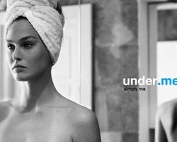 Bar Refaeli Tampil Tanpa Busana Iklankan Lini Underwear