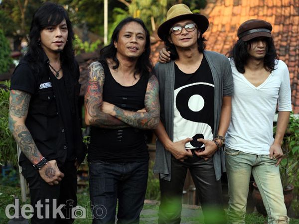 /rif Siap Gelar konser di Bandung