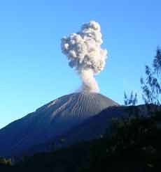 Status Semeru Turun, Pendakian Hanya Boleh Sampai Ranukumbolo