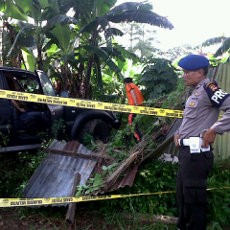 Ada Dua Lubang Tembakan di Kaca Mobil Korban