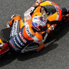 Stoner Kalahkan Spies