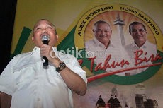 Di Depan Anak Jalanan, Alex-Nono Karaokean Lagu Anima & Ebiet