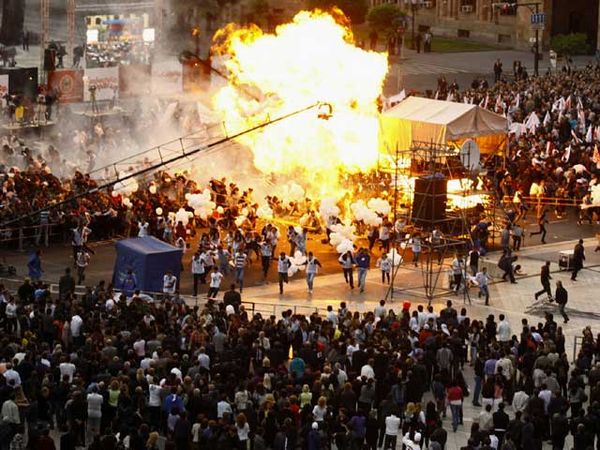 Balon Gas Meledak, 144 Orang Terluka