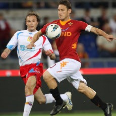 Roma Diimbangi Catania 2-2