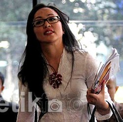 Angie Sedih Tak Bisa Melukis di Rutan KPK