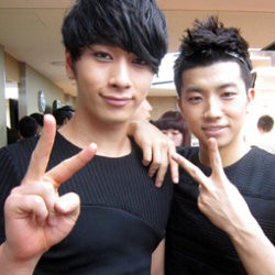 Ultah, Wooyoung Diberi Harimau Putih oleh Chansung