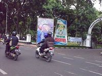 Spanduk Berprestasi Ramai di Bandung