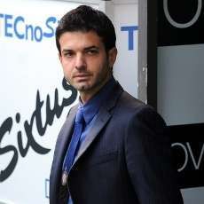 Moratti Akan Permanenkan Stramaccioni