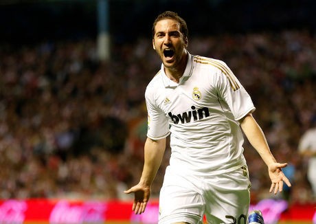 Higuain Masih Penting untuk Madrid