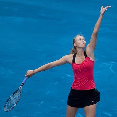 Para Unggulan Lewati Hadangan Pertama