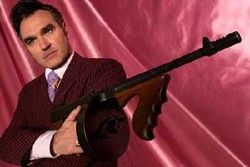 Morrissey: Tutup Kebun Binatang Surabaya