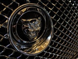 Jaguar Rilis 2 Mesin Anyar