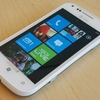 Samsung Pamerkan Ponsel Windows LTE Terbaru 