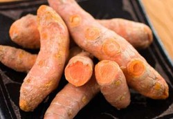 Kombinasi Kunyit Plus Obat Kemoterapi Mampu Sembuhkan Kanker Usus