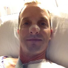 Operasi Sukses, Edwards Langsung Nge-Tweet