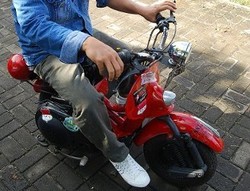Skuter Terkecil di Dunia dari Tasik