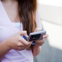 Duh, Ibu Bantu Putrinya Kirim Foto Bugil Pada Pacar