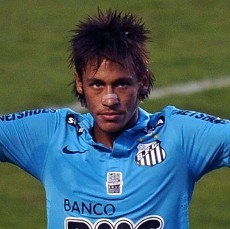 Sebelum 2014, Santos Tak Akan Lepas Neymar