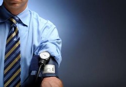 Darah Tinggi Sering Bikin Lelaki Susah Ereksi