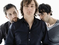 Vokalis Keane Anggap Industri Musik Pop Kini Hanya Menjual Kepalsuan