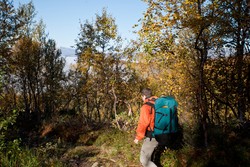 6 Kiat Bertahan Hidup di Gunung